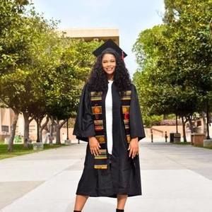 Meet your Posher, Leslie